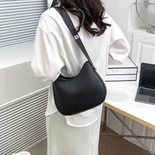 Sac Porté Épaule Lignes Pures