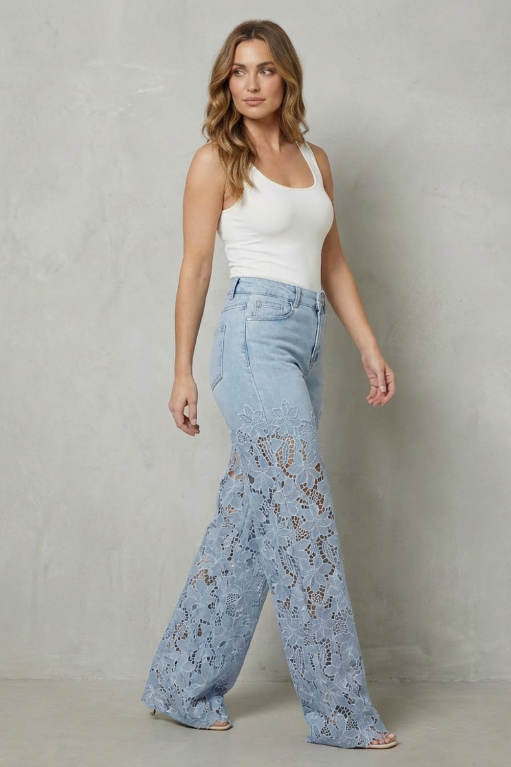 Jean large en dentelle – Bohème chic
