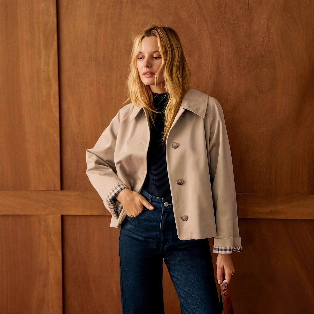 Veste courte chic et intemporelle